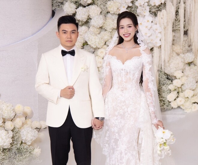 Hình ảnh đầu tiên của Hoa hậu Đỗ Thị Hà và thiếu gia Viết Vương tại tiệc cưới ở Hà Nội.