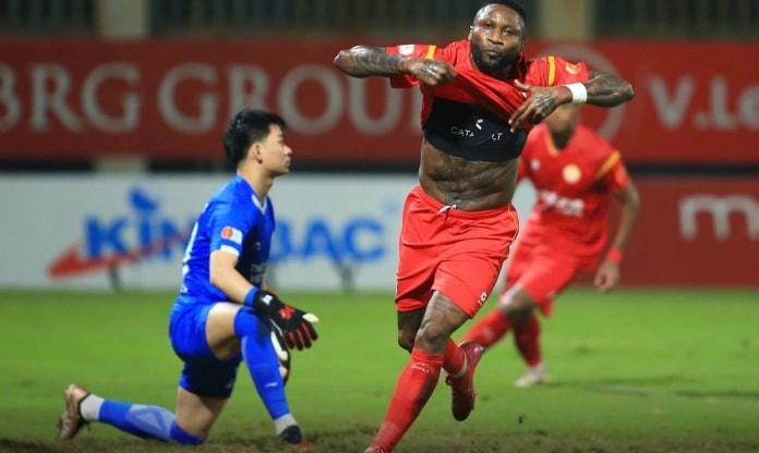 Sao nhập tịch tỏa sáng, PVF CAND thoát hiểm ngoạn mục