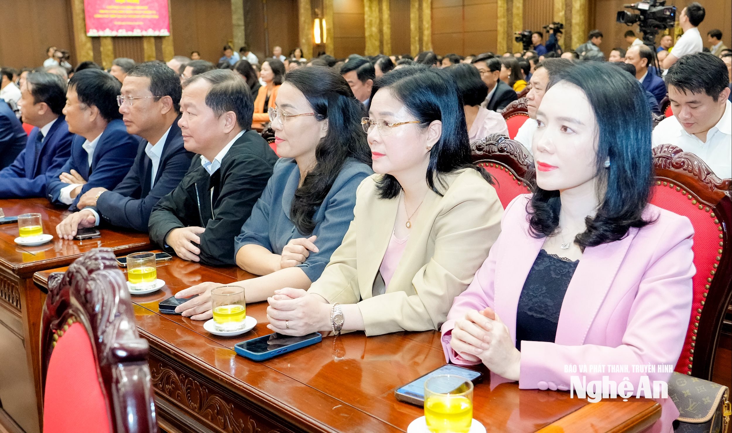 Các đại biểu tham dự hội nghị. Ảnh: Phạm Bằng