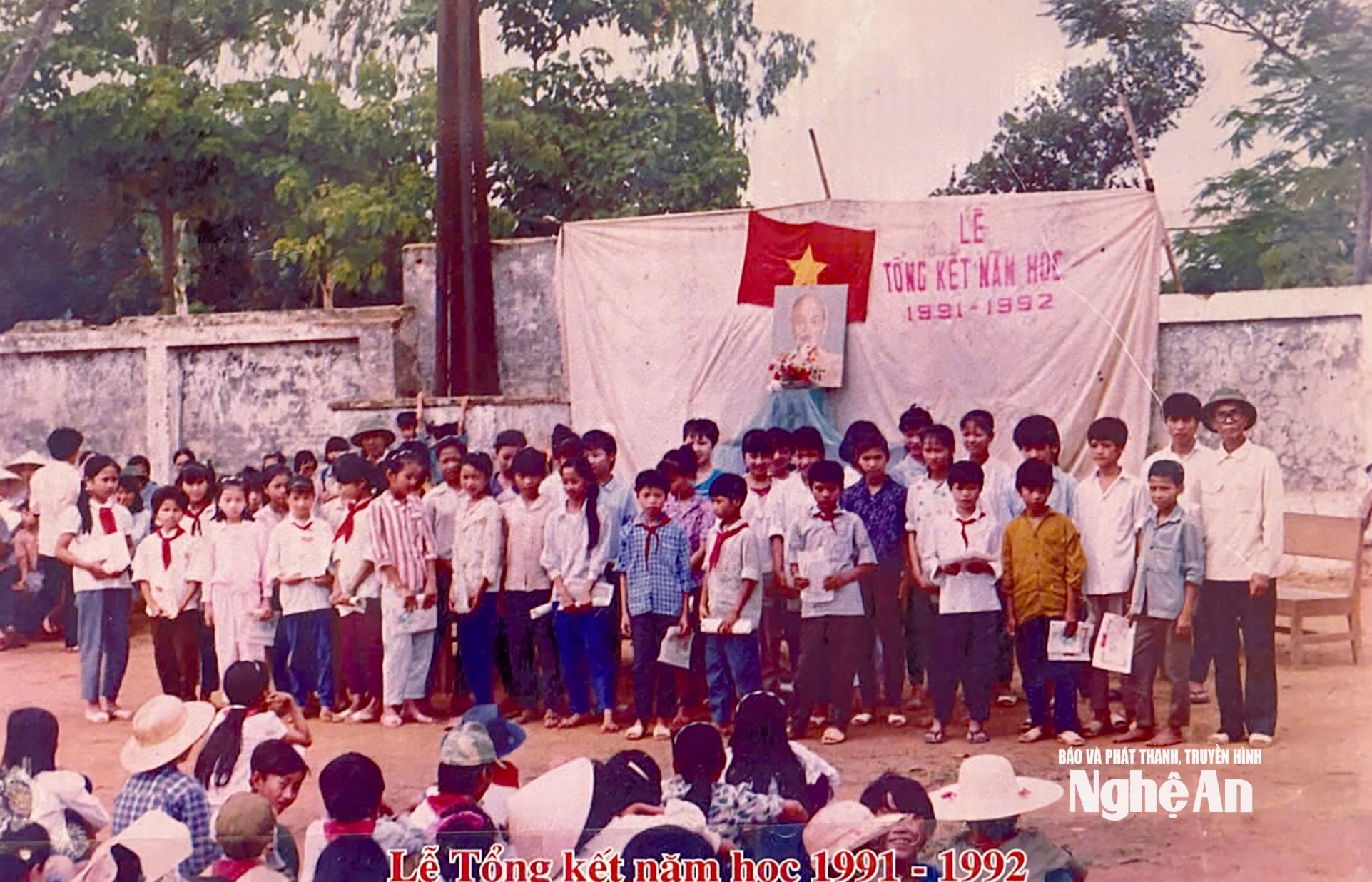 Lễ tổng kết năm học 1991 - 1992