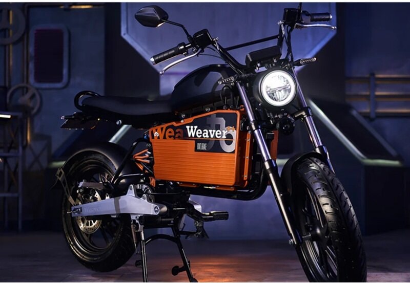 Xe máy điện Dat Bike Weaver++ sạc nhanh 20 phút đi 100 km, sức mạnh
