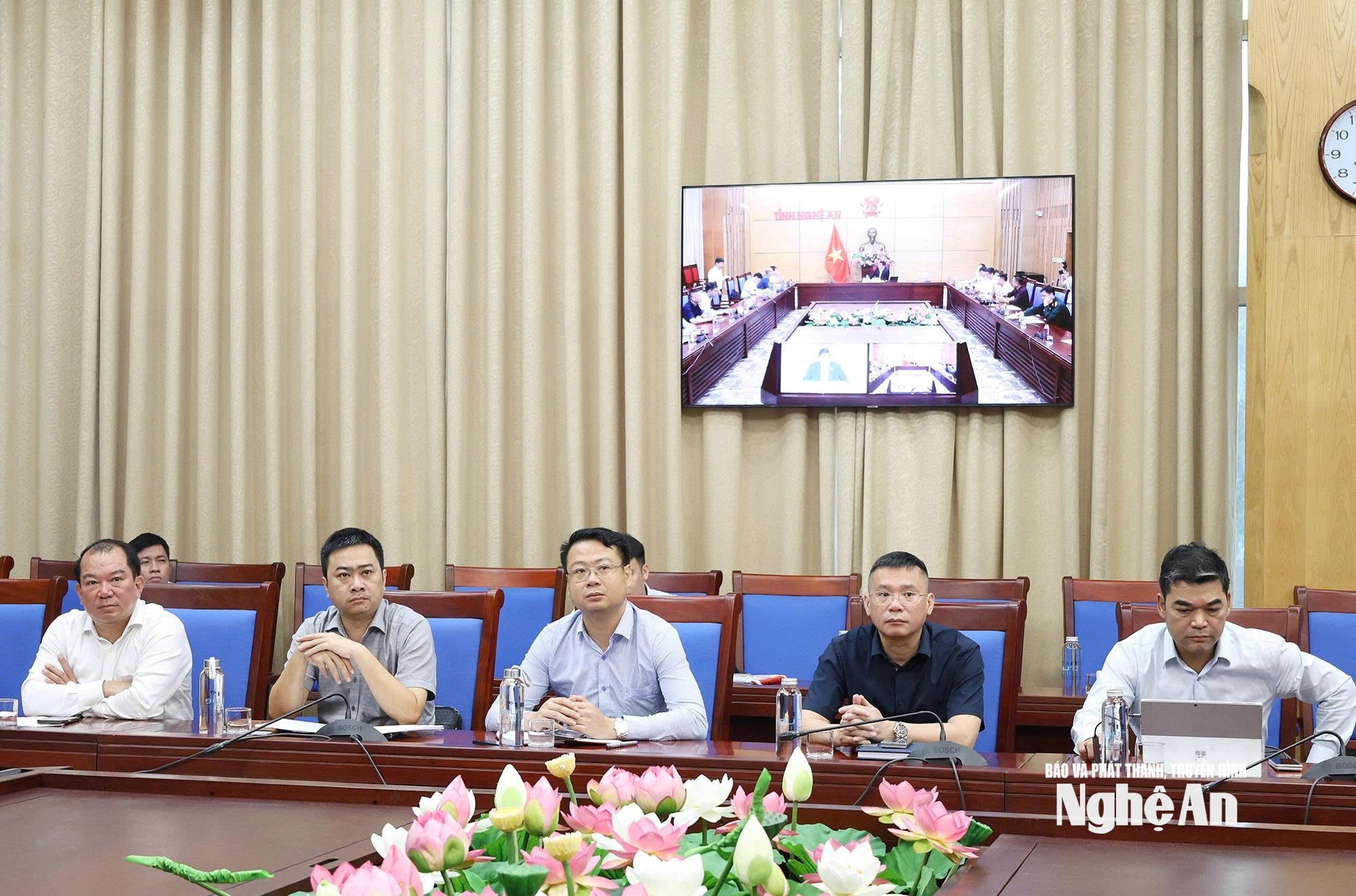 Representanter för Vinh-avdelningarna