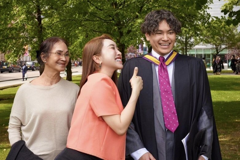 Mẹ chồng Lý Thùy Chang vui ra mặt khi thấy cô đối xử với Gia Cát như ruột thịt.