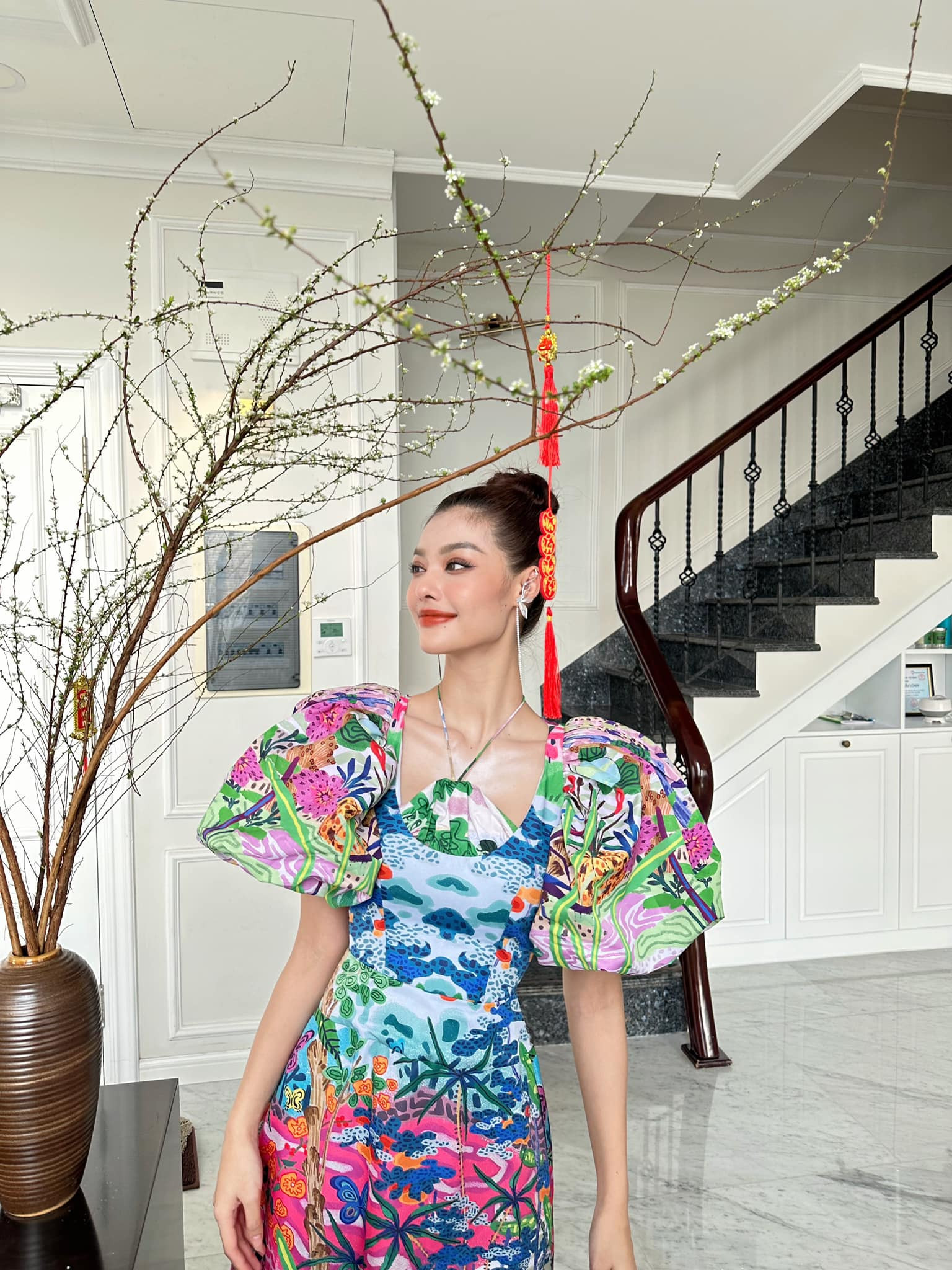 Lona Kiều Loan thông báo đang dọn khỏi căn penthouse.