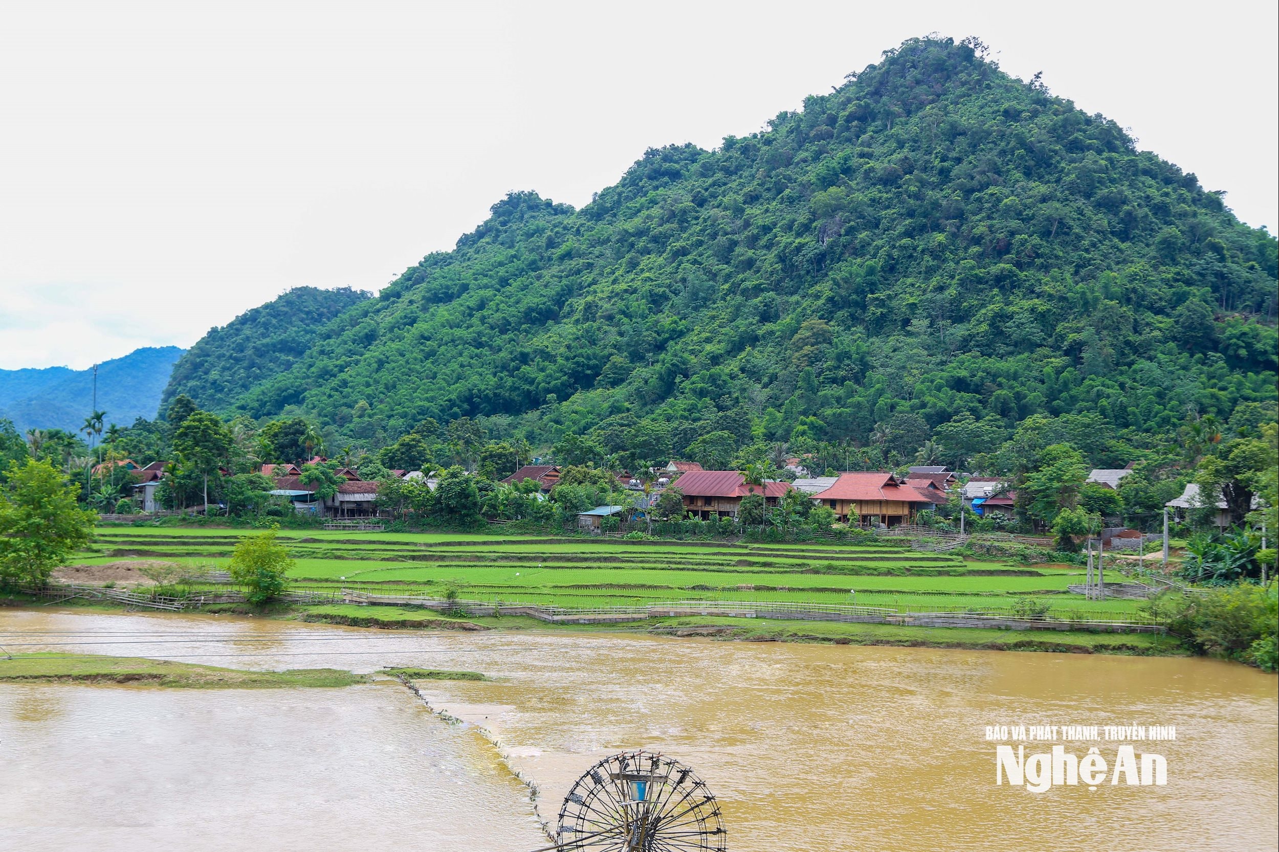 ជ្រុងមួយនៃភូមិ Mong 1 ឃុំ Muong Quang ។ រូបថត៖ Dinh Tuyen