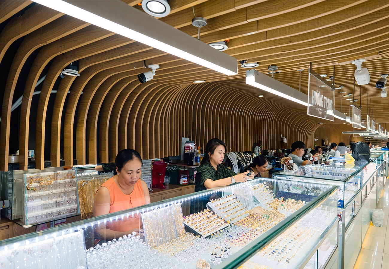 Giá vàng hôm nay 13/11: Bảng giá vàng ACB SJC PNJ, vàng nhẫn BTMC, vàng thế giới