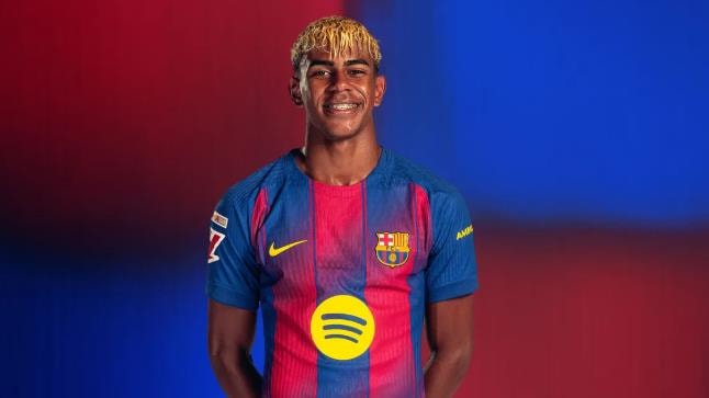 Yamal đã là trụ cột ở Barca dù độ tuổi còn rất trẻ.