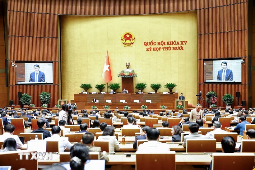 Quốc hội làm việc tại hội trường. (Ảnh: Doãn Tấn/TTXVN)