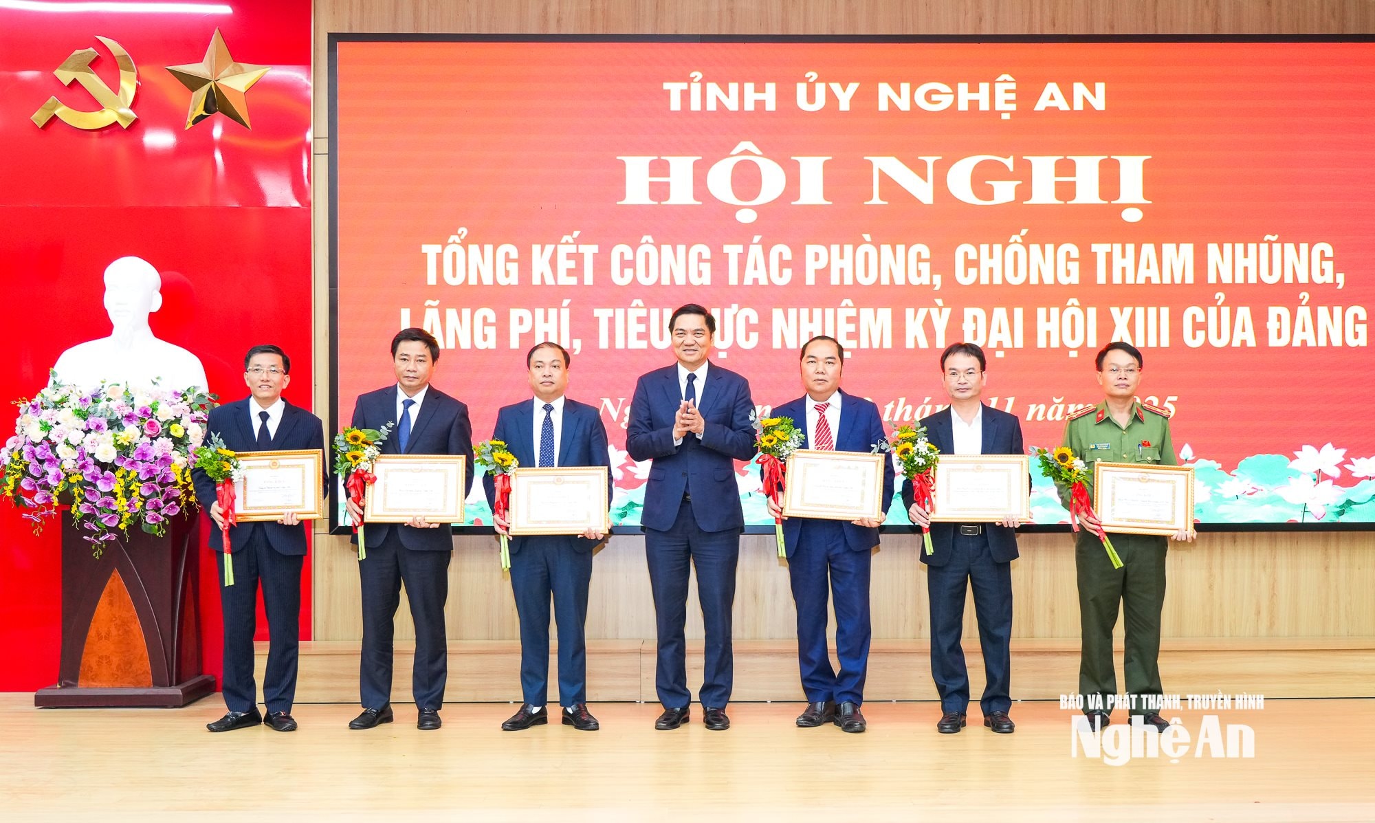 Hội nghị phòng chống tham nhũng-3