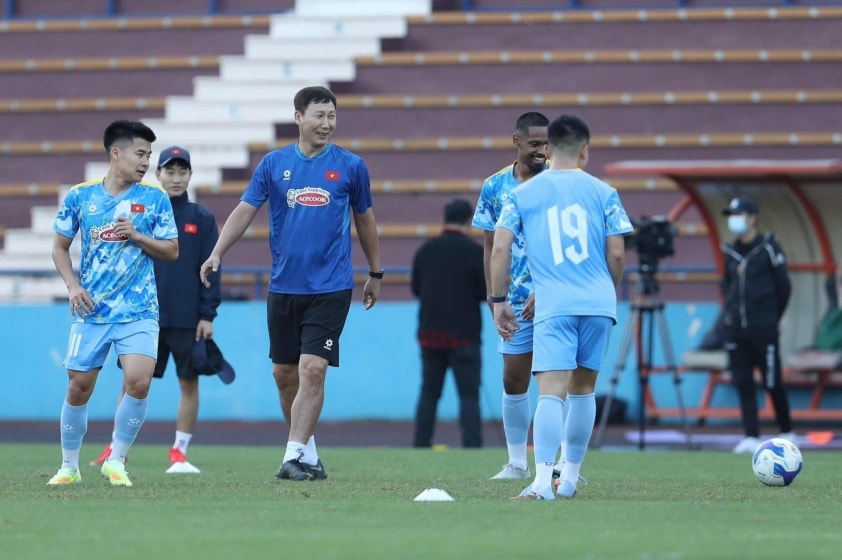 ĐT Việt Nam vẫn chưa đủ lực lượng ở buổi tập thứ 2 740164