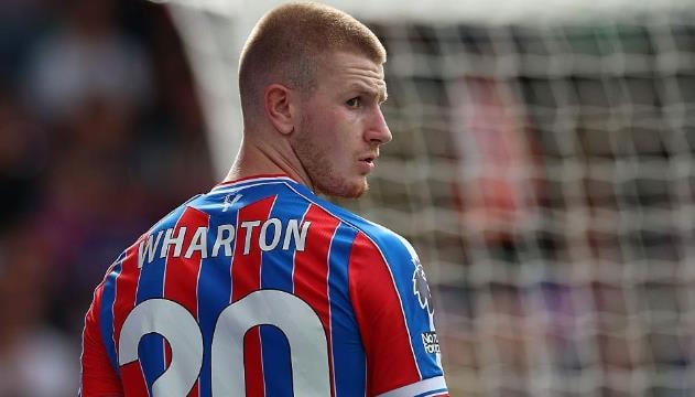 Adam Wharton được Chelsea săn đón.