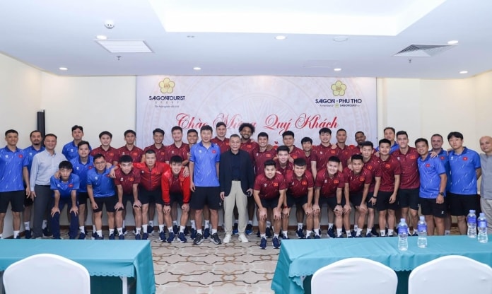 Xuân Son và ĐT Việt Nam nhận doping tinh thần trước trận gặp Lào