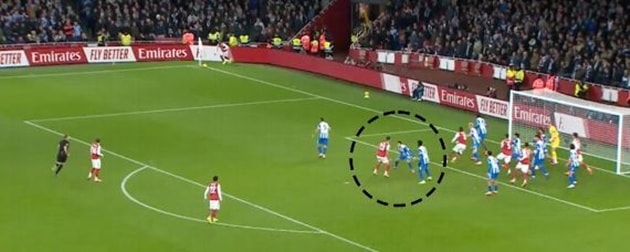 Merino có những kỹ thuật thoát kèm khỏi đối thủ