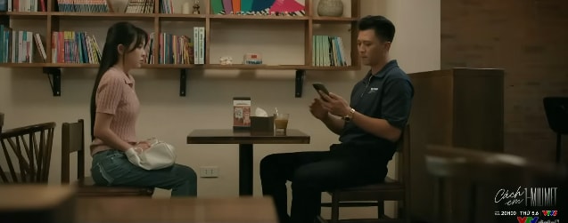 Cảnh trong phim Cách em 1 milimet - Tập 21, Viễn và Nga nói chuyện riêng.