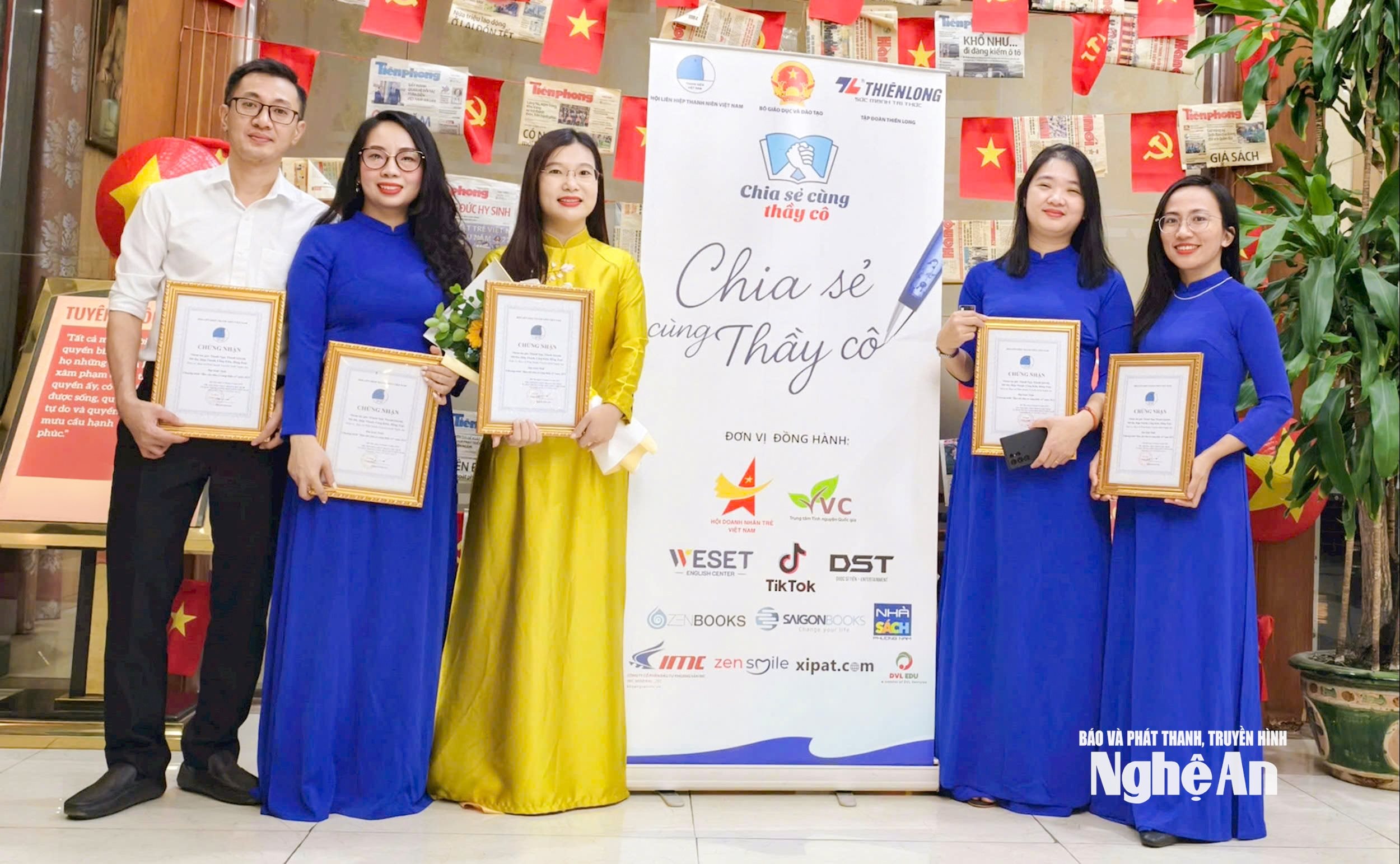 Báo và phát thanh, truyền hình Nghệ An đoạt giải Nhất với tác phẩm “Hành trình gieo chữ nơi biên cương Tổ quốc” tại chương trình trao giải báo chí 