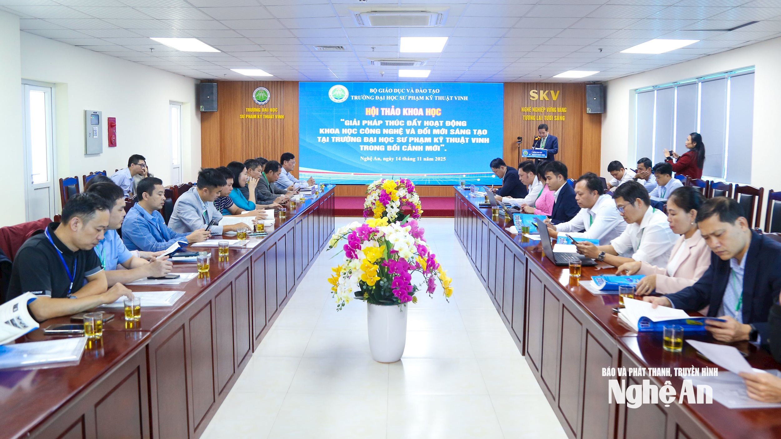 věda a technika (4)