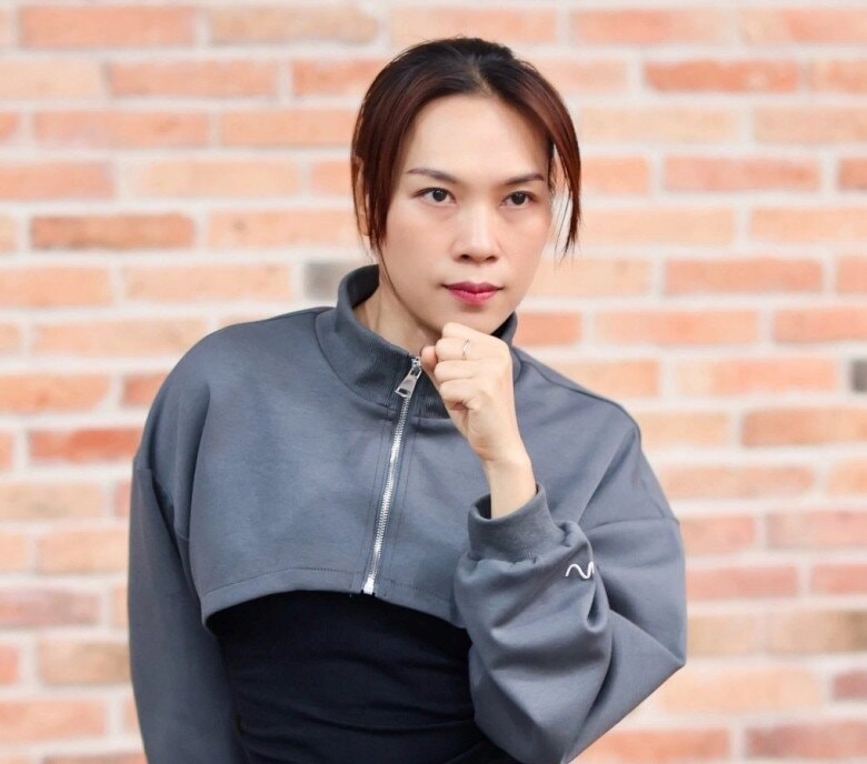 Ca sĩ Mỹ Tâm cảnh báo việc nhiều video sử dụng hình ảnh, giọng nói AI giả mạo cô để quảng bá sản phẩm bất hợp pháp.