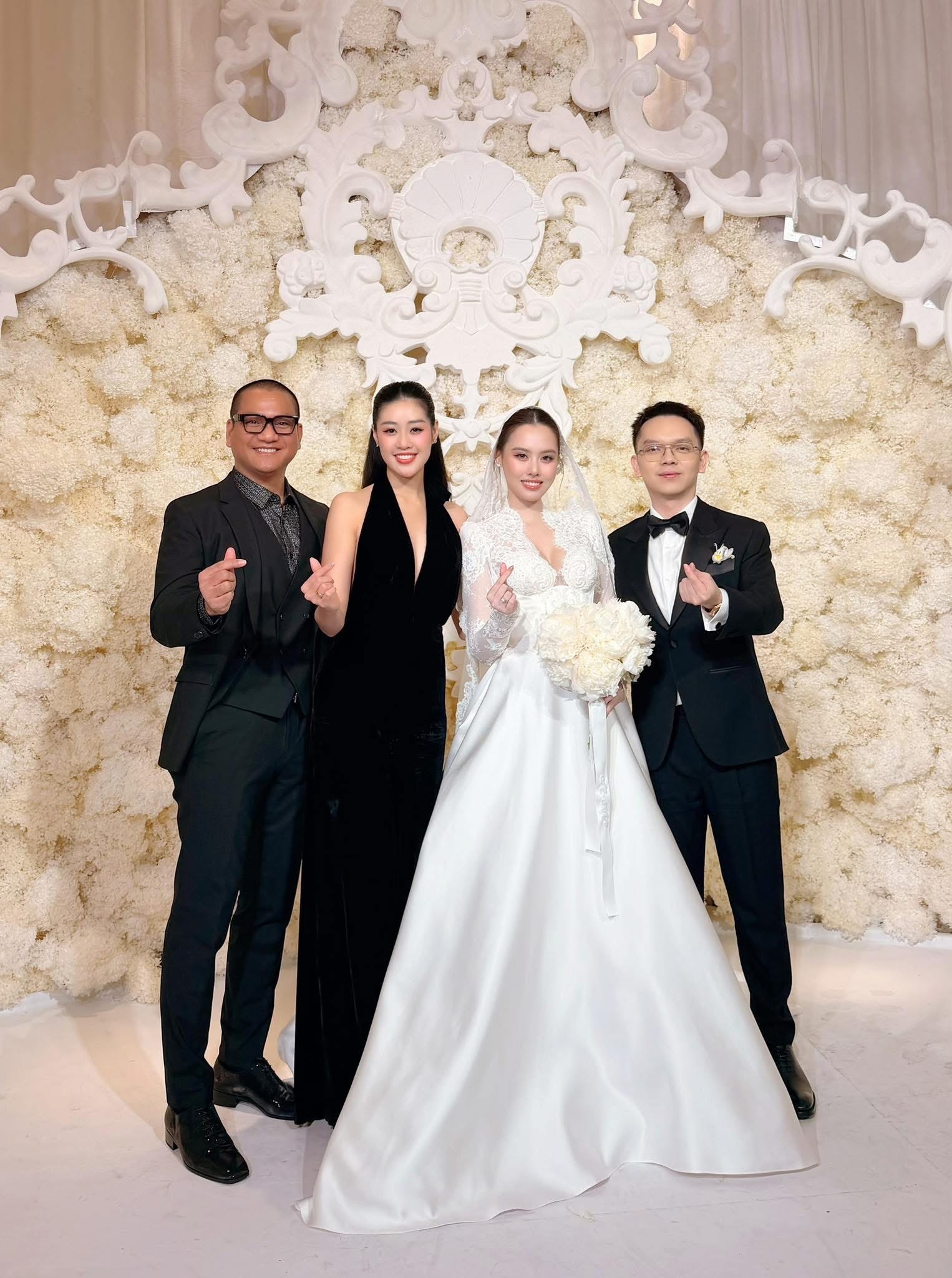 Vợ chồng Khánh Vân và nhiếp ảnh gia Long Nguyễn đến chúc phúc Tâm Như