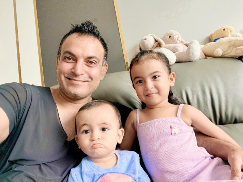 2 con Võ Hạ Trâm được nhận xét là bản sao của bố người Ấn Độ.