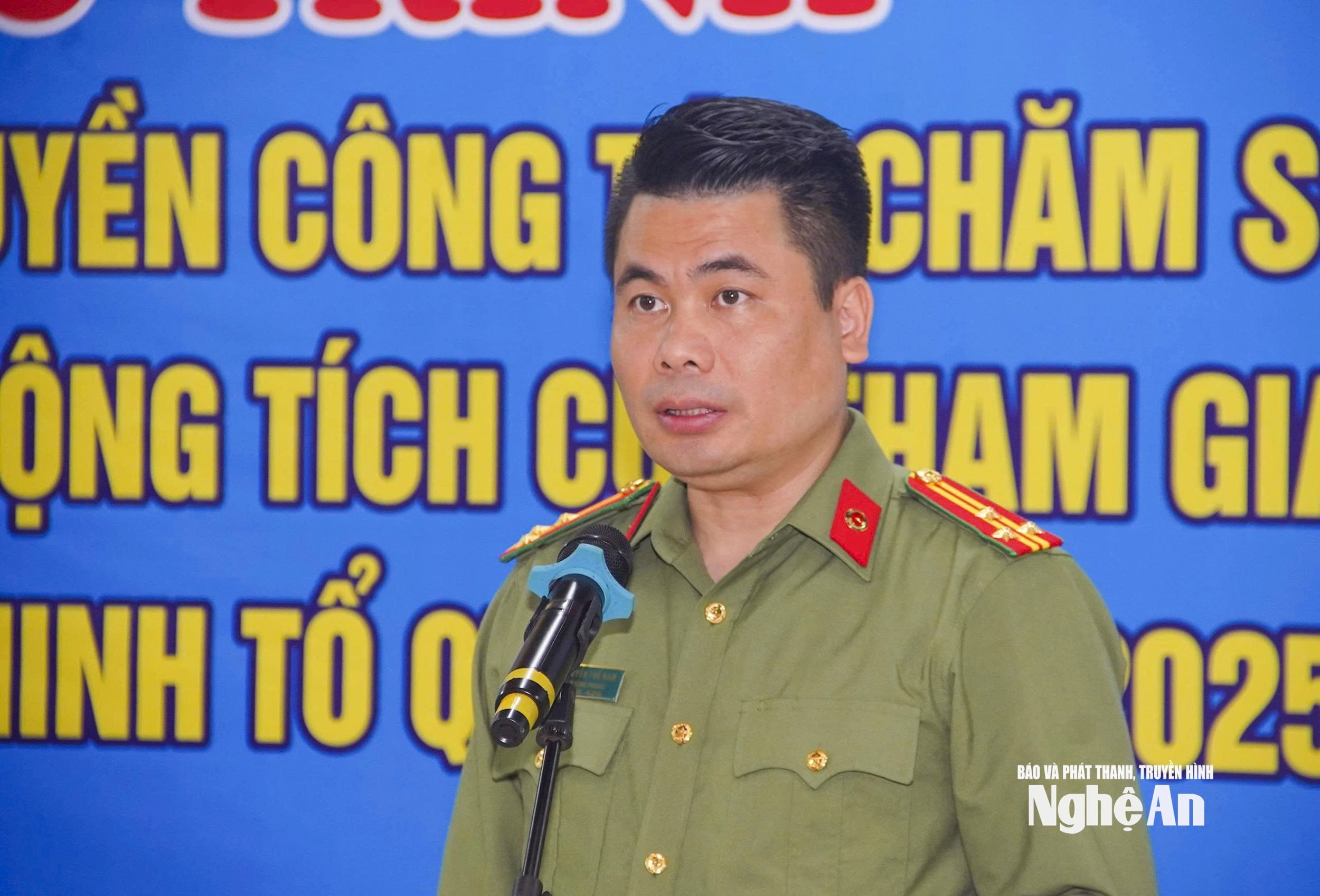 khám bệnh cho công nhân Ảnh Duy Chương00003