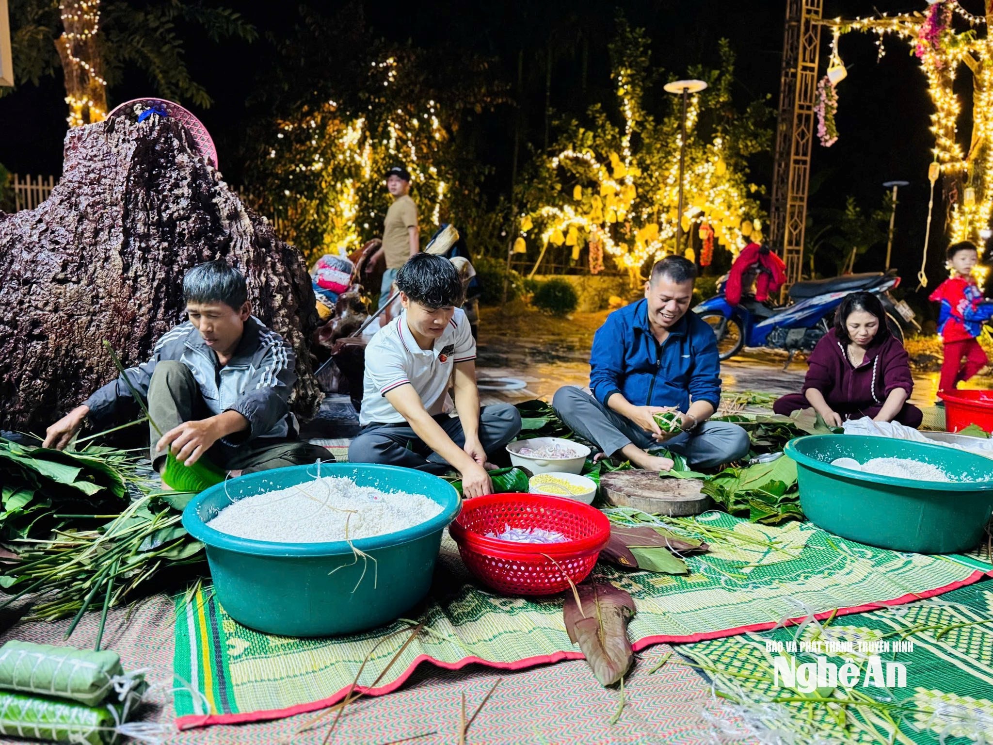 thuyết gói bánh