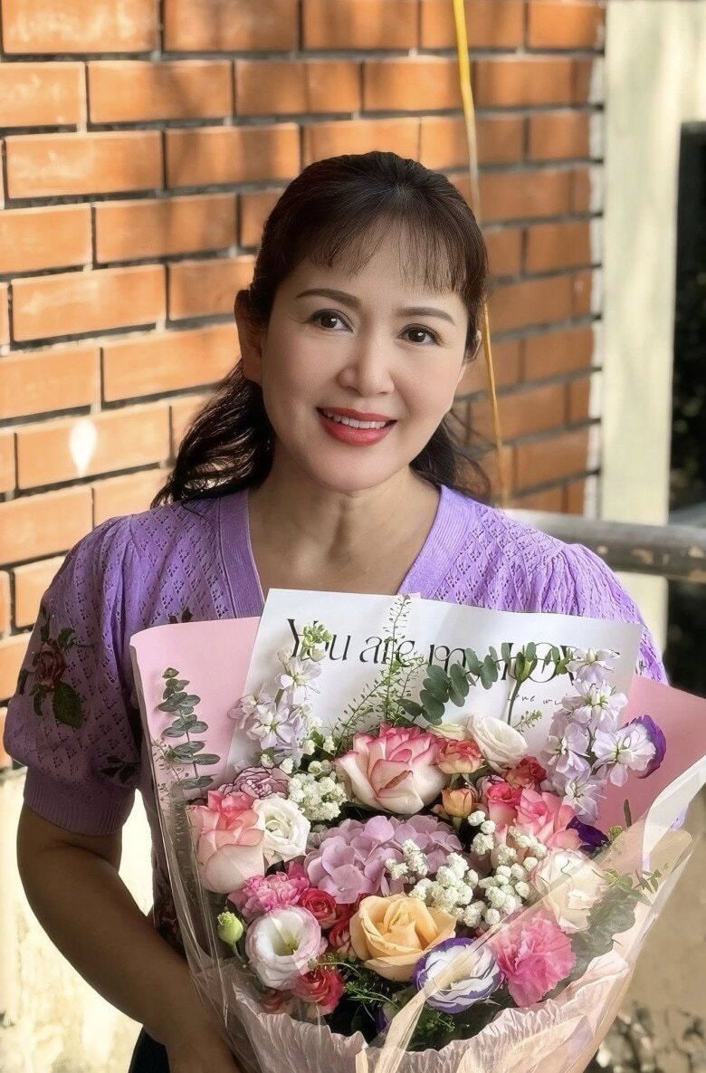 NSND Minh Hòa có cuộc sống đời tư kín tiếng.