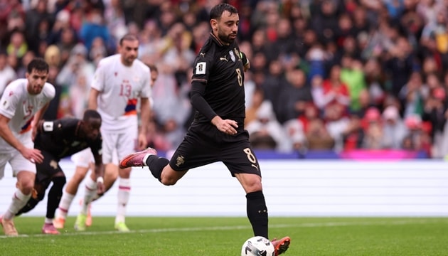 Bruno được giải phóng và chỉ tập trung cho nhiệm vụ tấn công.