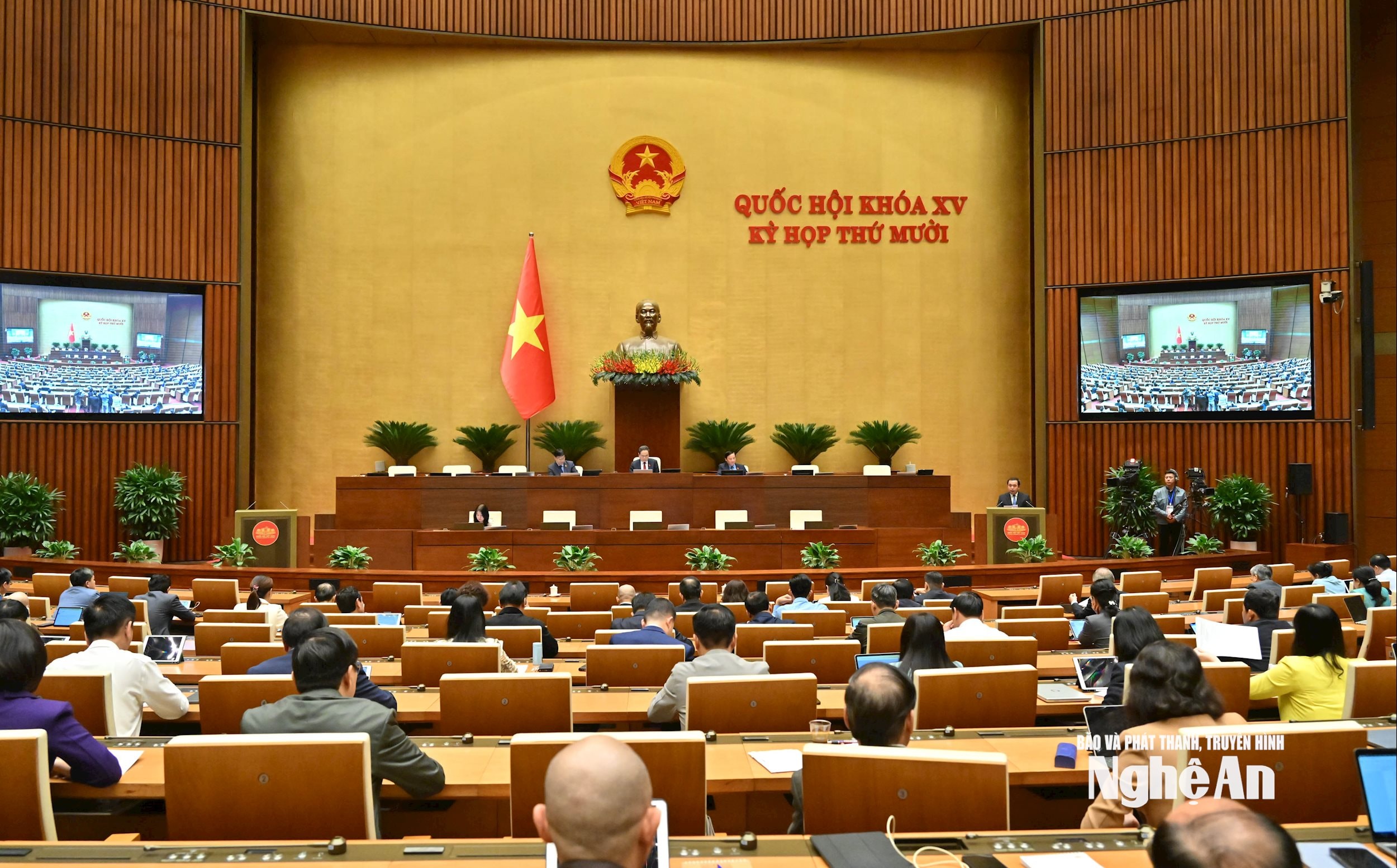 Bộ trưởng Bộ Nông nghiệp và Môi trường Trần Đức ThắngVQK_3546