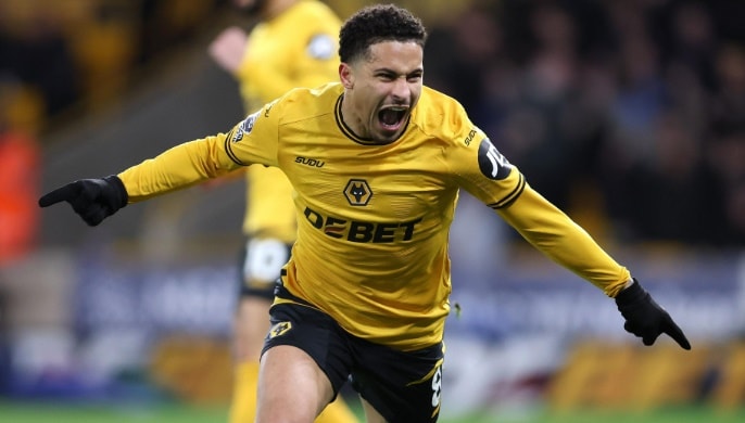 Gomes sẵn sàng gia nhập MU.