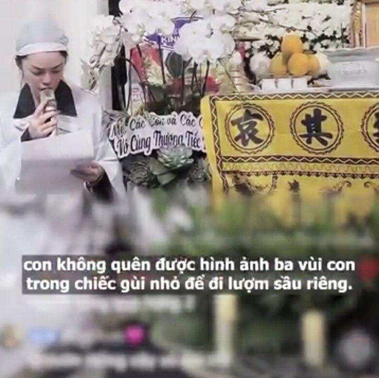 Khoảnh khắc Dương Cẩm Lynh quỳ khóc, nhắn nhủ trước linh cữu bố ruột.