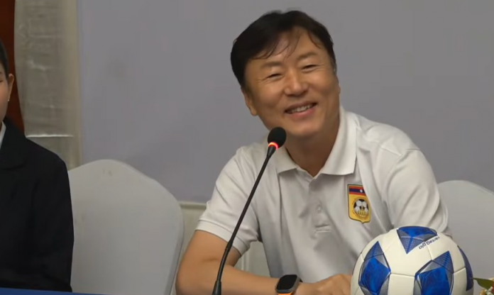 HLV ĐT Lào: 'Chúng tôi đã có phương án khi Xuân Son ra sân'