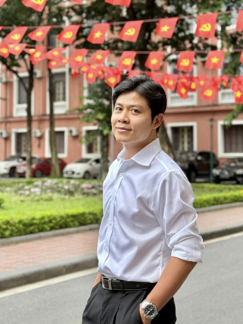 Nguyễn Văn Chung từng đi học nhiều kỹ năng để phụ trợ cho công việc.