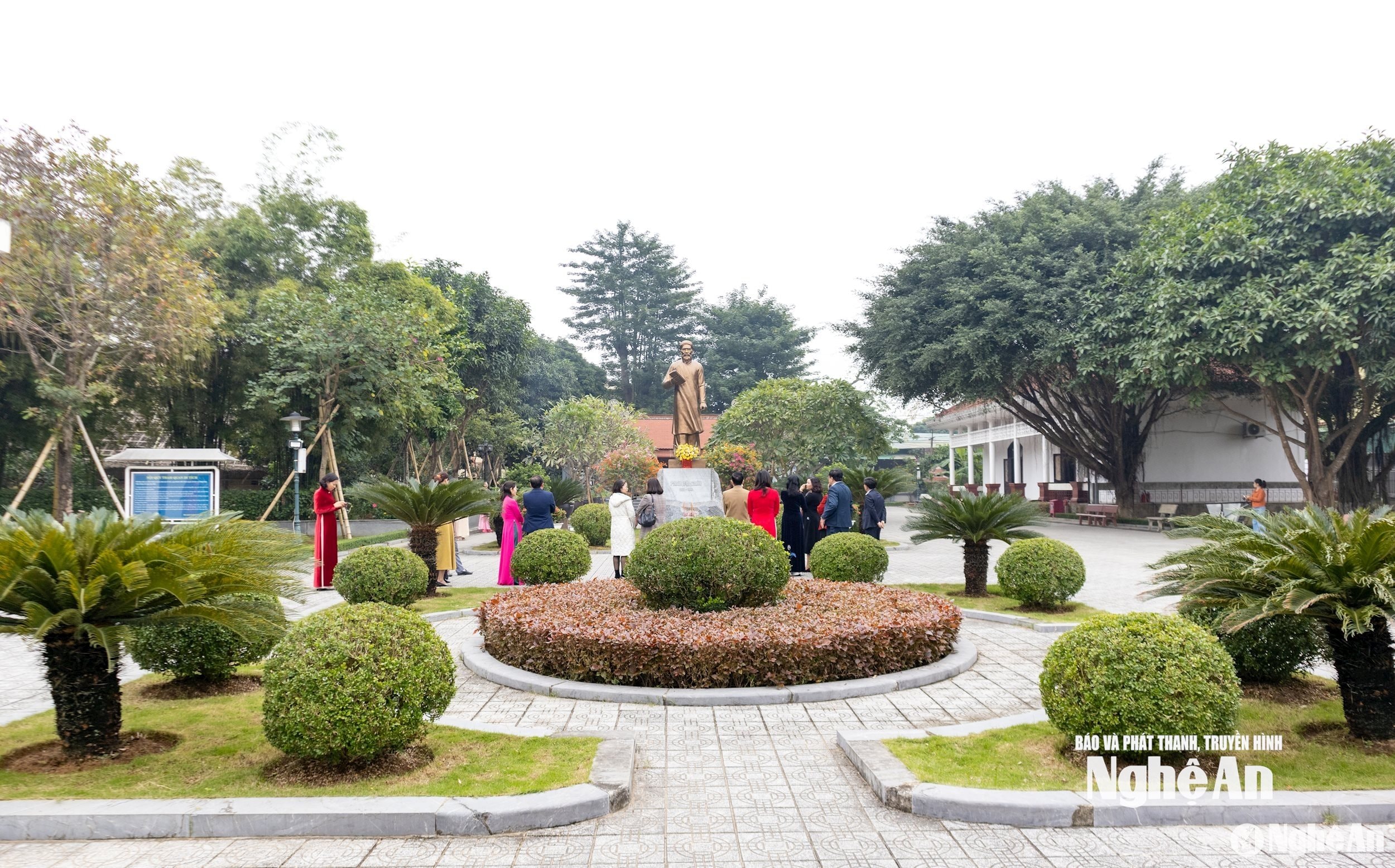 ទិដ្ឋភាពនៃតំបន់អនុស្សាវរីយ៍ Phan Boi Chau នៅឃុំ Van An