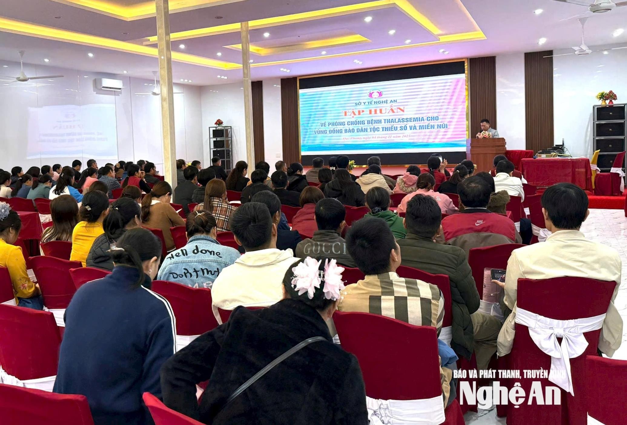 Các học viên trên địa bàn Quế Phong cũ tham gia lớp tập huấn về phòng, chống bệnh Thalassemia tại vùng đồng bào dân tộc thiểu số và miền núi vào đầu. Ảnh: PV