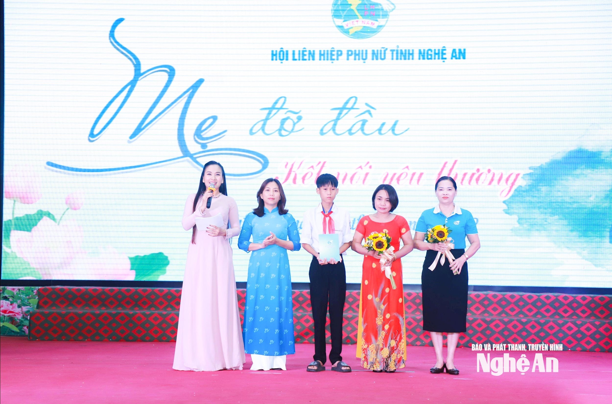 Chương trình Mẹ đỡ đầu - Kết nối yêu thương năm 2022 b