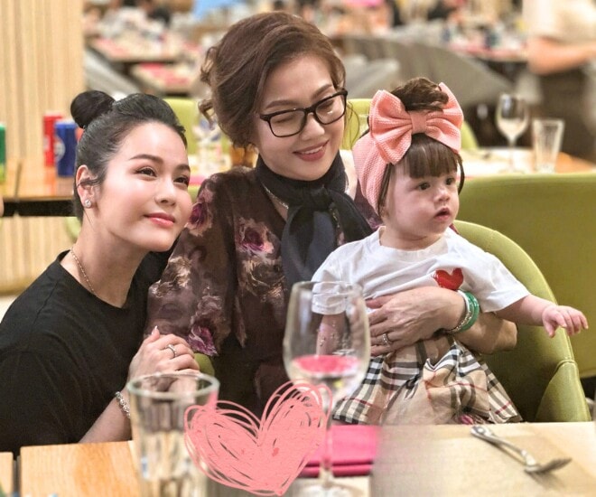 Nữ diễn viên và mẹ chồng cũ giữ mối quan hệ tốt đẹp.
