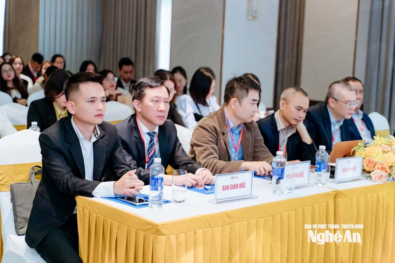 ผู้แทนที่เข้าร่วมการประชุมเชิงปฏิบัติการ