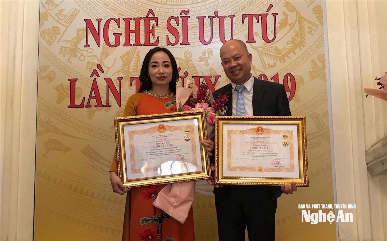 vợ chồng NSUT Đức Lam