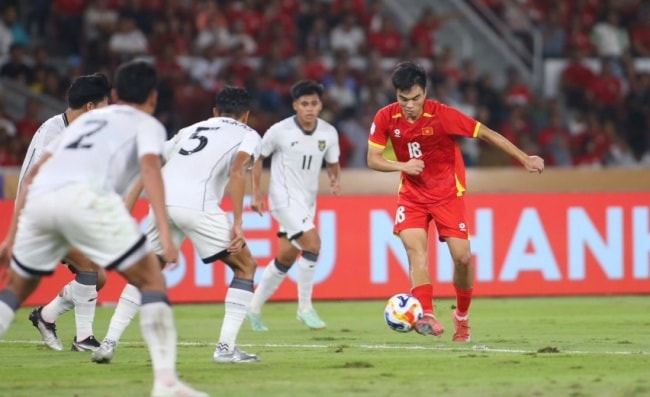 Công Phượng có kinh nghiệm thi đấu phong phú.