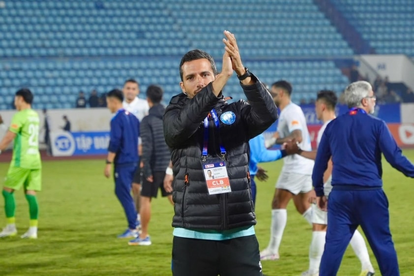 HLV Bồ Đào Nha nói lời thật lòng về tình trạng của Xuân Son 746753