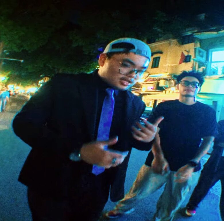 Bi Béo debut làm rapper ở tuổi 16.