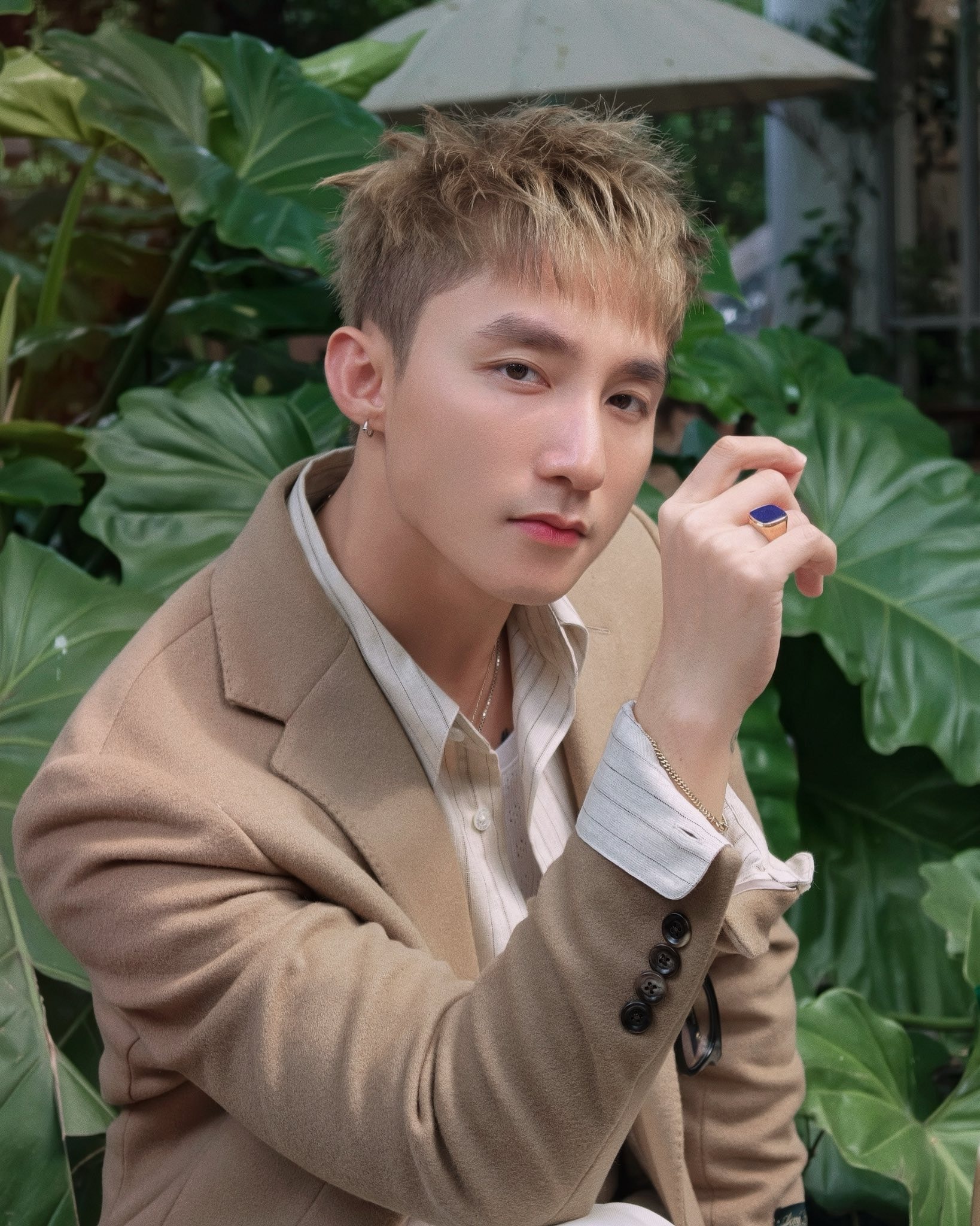 Sơn Tùng M-TP thông báo đóng góp 700 triệu đồng để hỗ trợ người dân vùng lũ lụt miền Trung.