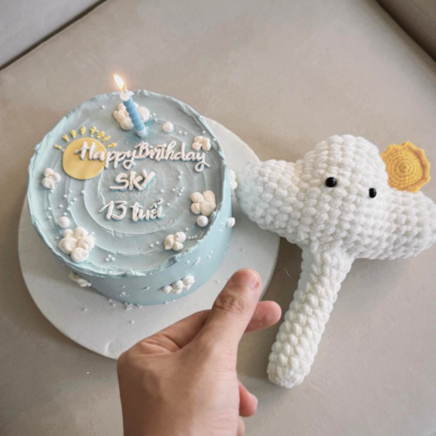 Hành động thiện nguyện của Sơn Tùng M-TP được thực hiện vào dịp kỷ niệm 13 năm thành lập cộng đồng người hâm mộ.