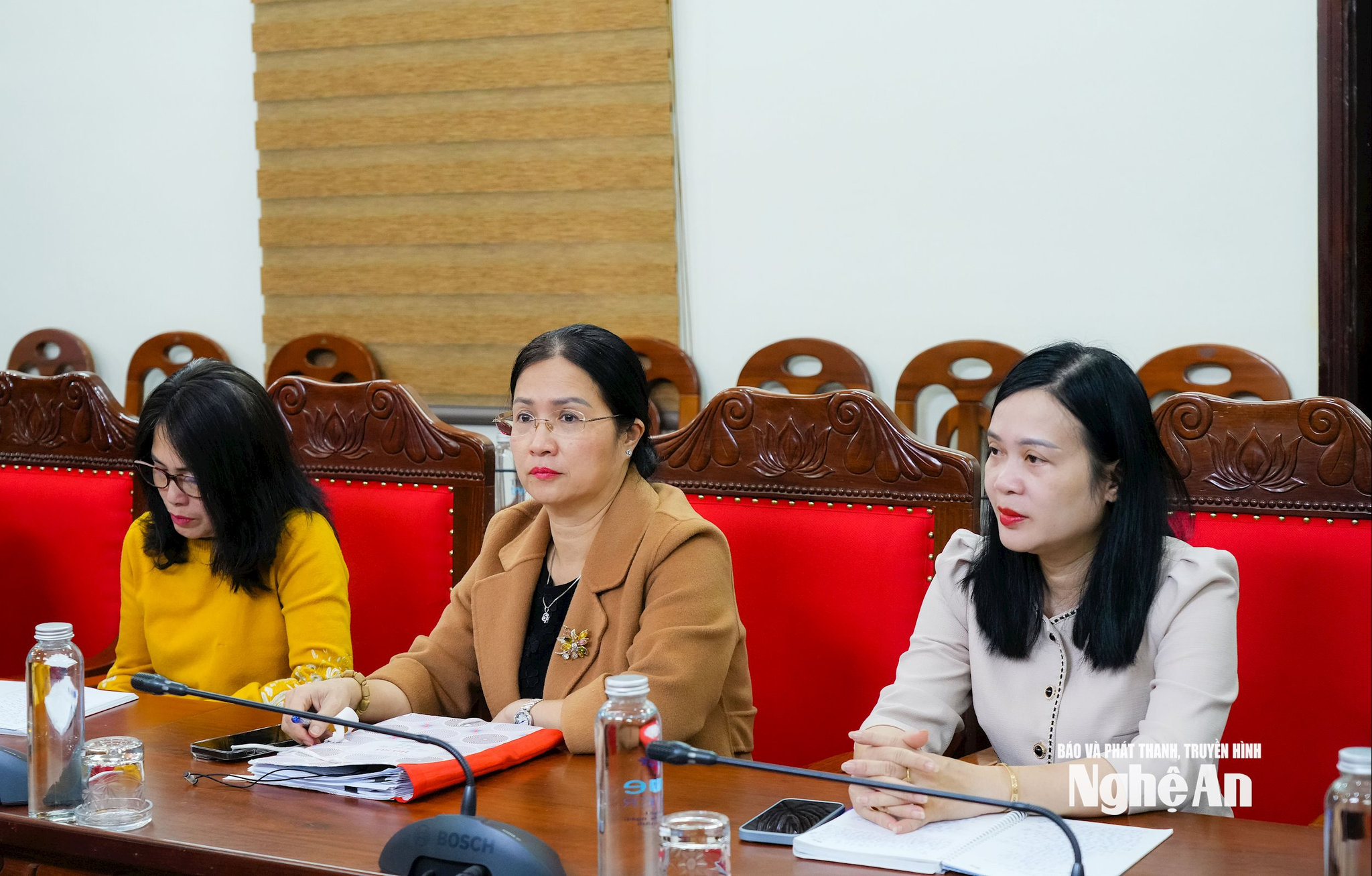  chị hoa