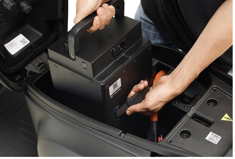 Pin lithium 72V–30Ah cho tầm hoạt động tới 120 km