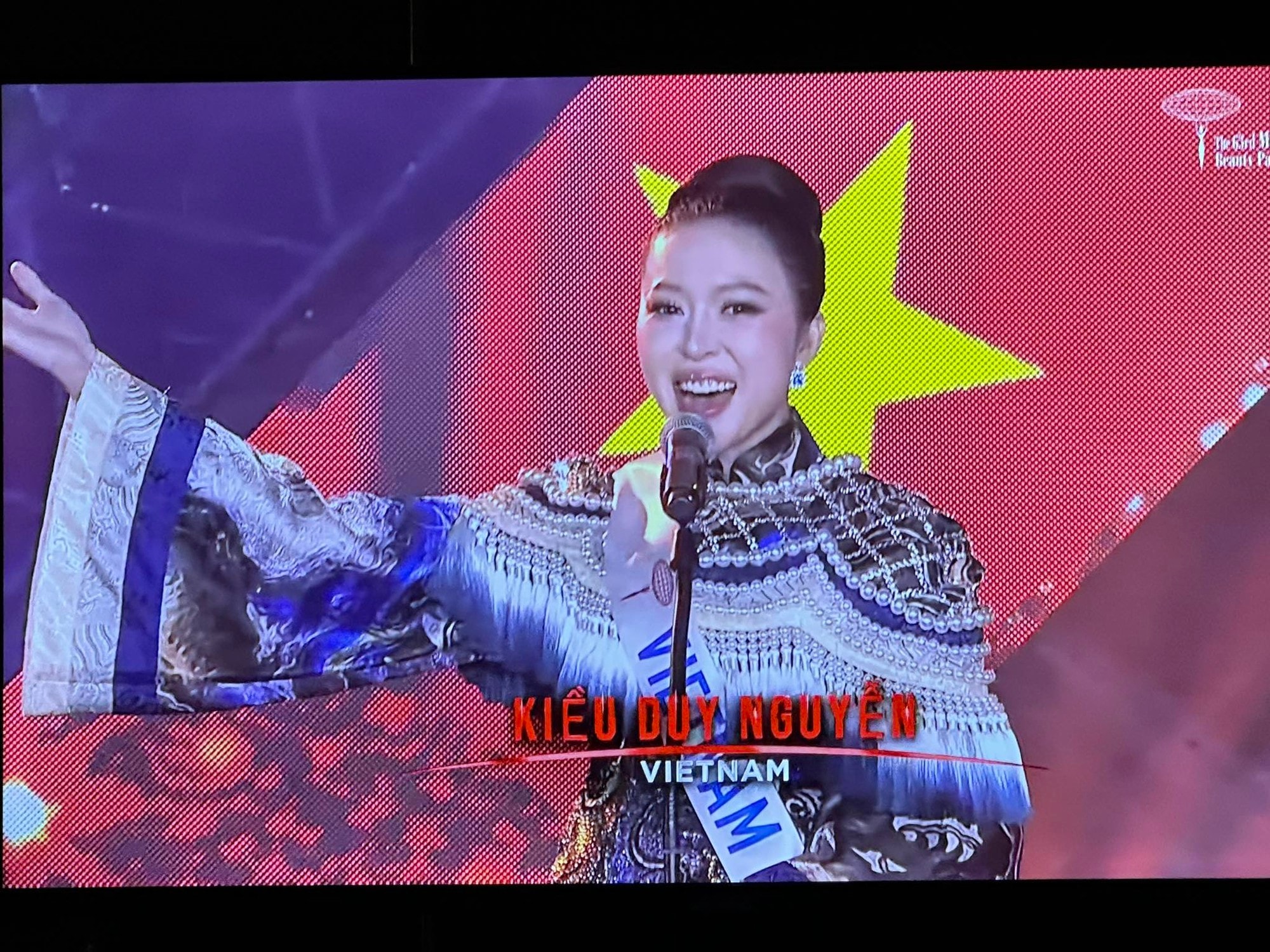 Đại diện Việt Nam trượt top 20 Miss International 2025 - Ảnh 2.