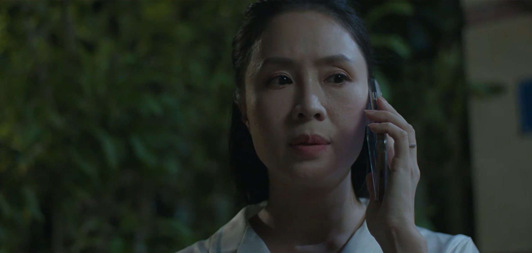 Lằn ranh - Tập 19: Khắc nổi điên vì hành động tự hủy của Vinh - Ảnh 3.