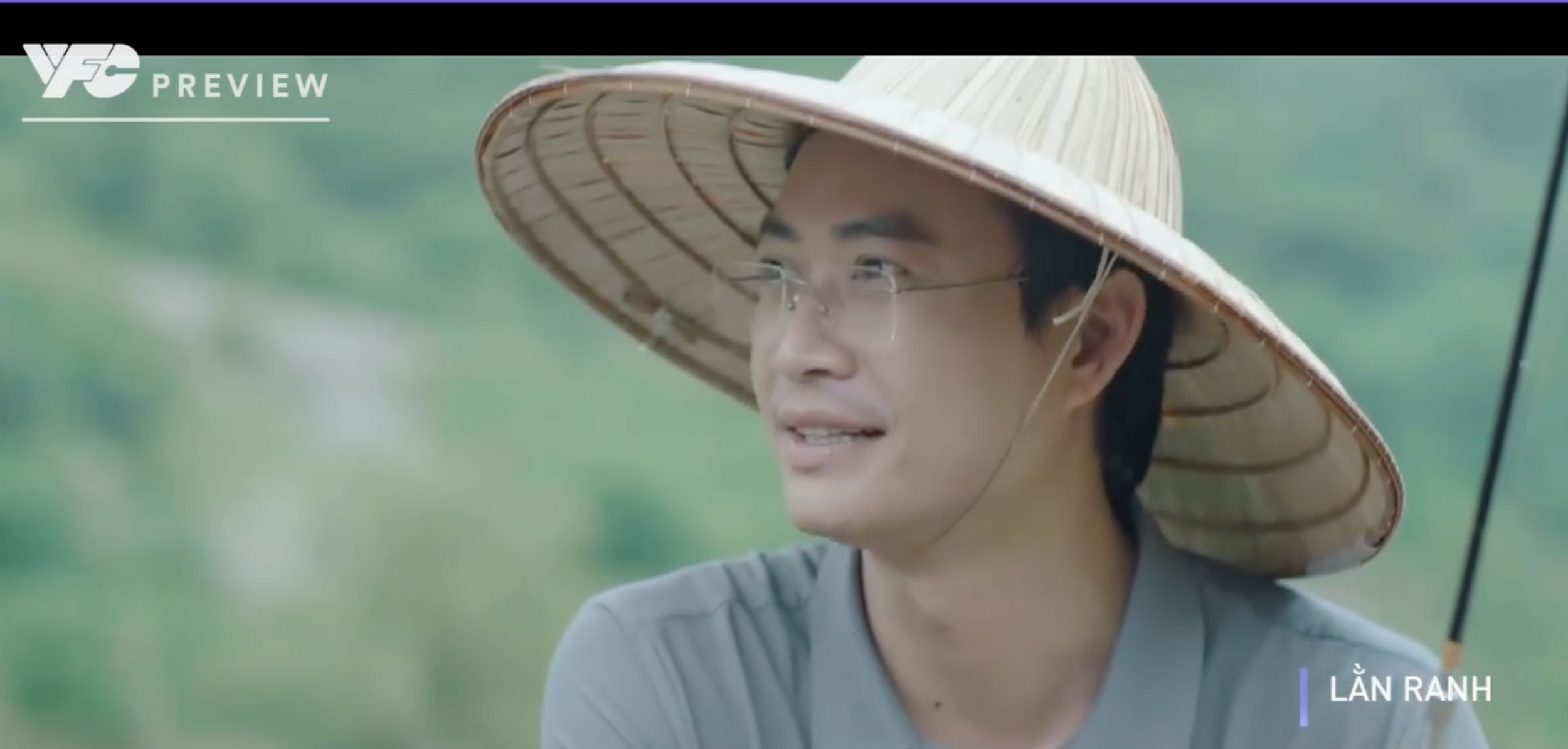 Cuộc đối đầu căng thẳng giữa ba ứng viên trong thang máy.