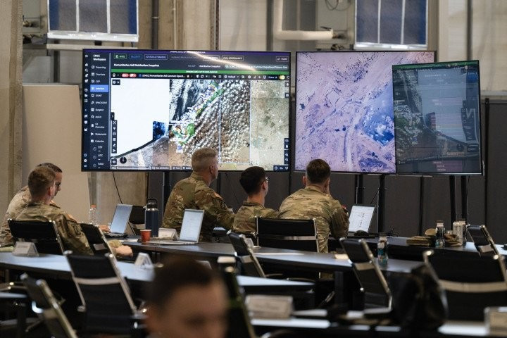 NATO xây dựng 'đám mây tuyệt mật' để hợp nhất dữ liệu chiến trường của Ukraine- Ảnh 1.