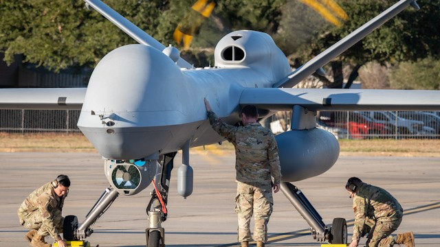 Mỹ phá hủy máy bay MQ - 9 Reaper ngoài khơi Hàn Quốc vì sự cố kỹ thuật - Ảnh 8.